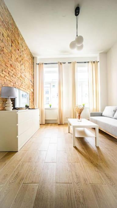 Stylish Apartment In Warsaw Exterior photo